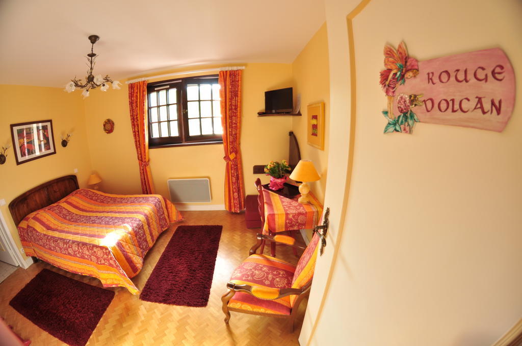 Hotel-Logis La Coraline Gannat Cameră foto